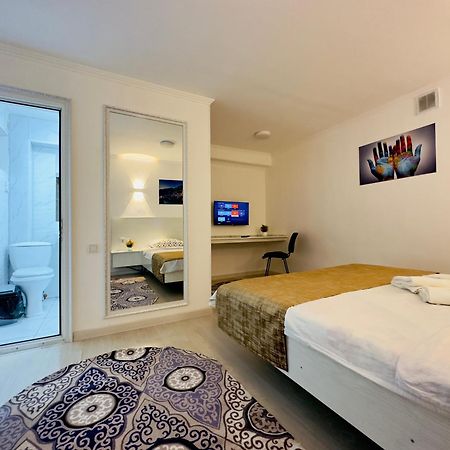 Abs Guest House Ош Екстер'єр фото
