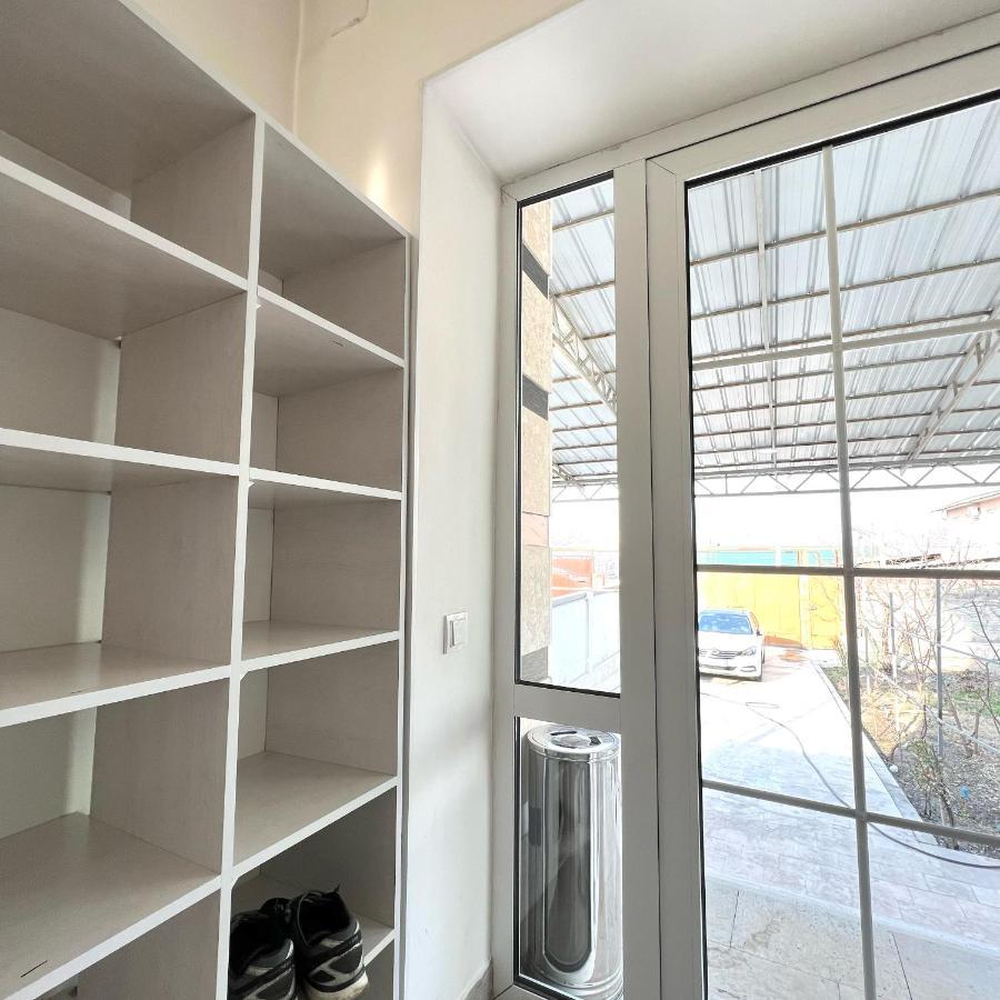 Abs Guest House Ош Екстер'єр фото