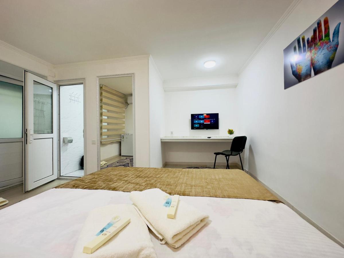 Abs Guest House Ош Екстер'єр фото