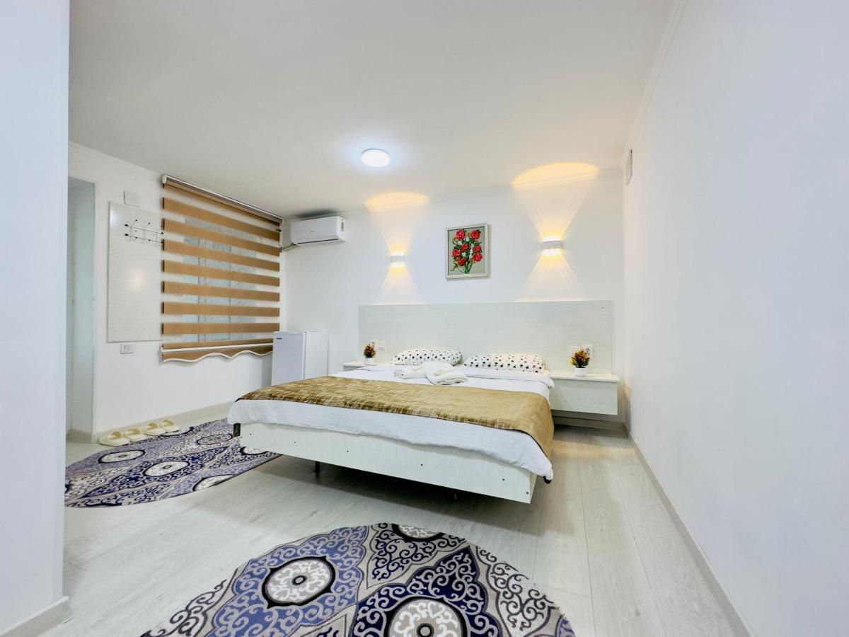 Abs Guest House Ош Екстер'єр фото