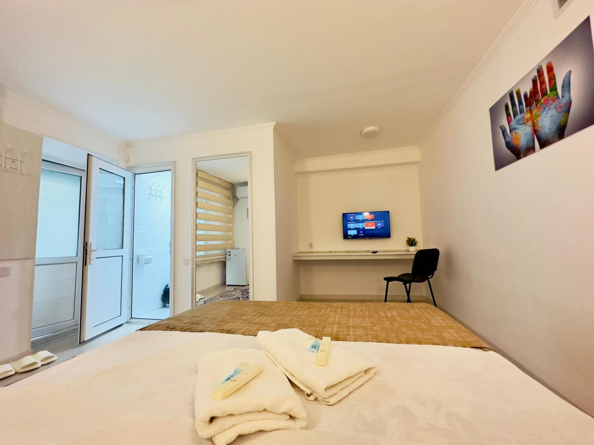 Abs Guest House Ош Екстер'єр фото